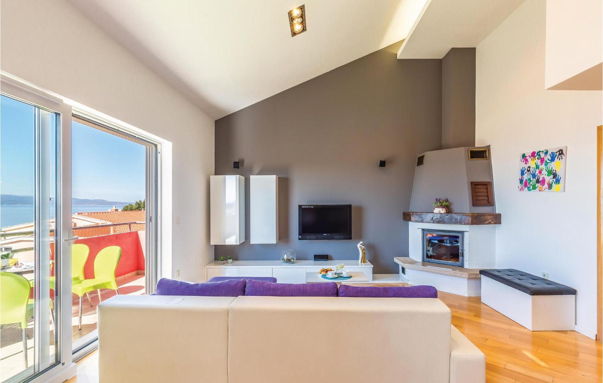 Lovely Apartment In Makarska With Kitchenette Exterior foto